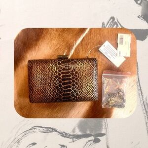 🏷️ Smith & Scott elegant metallic snakeskin print clutch & cross body bag